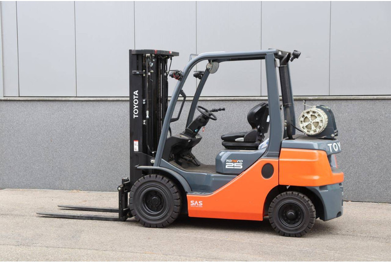 Toyota 02-8FGF25 - Газокар: снимка 3 Toyota 02-8FGF25 - Газокар: снимка 3