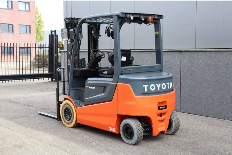 Toyota 9FBM25T - Електрокар: снимка 4 Toyota 9FBM25T - Електрокар: снимка 4