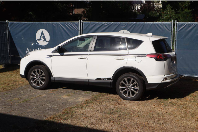 Toyota RAV4 - Джип: снимка 3 Toyota RAV4 - Джип: снимка 3