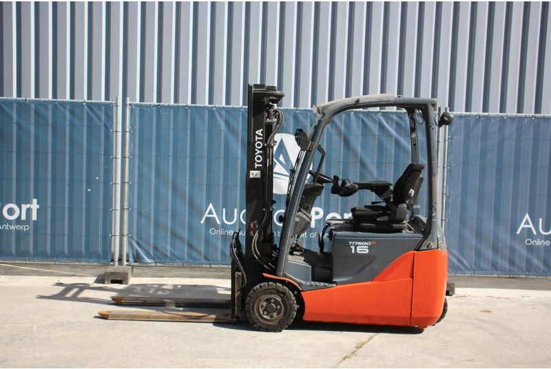 Toyota Traigo 16 - Електрокар: снимка 2 Toyota Traigo 16 - Електрокар: снимка 2