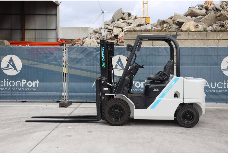 UniCarriers FD25T5M - Дизелов мотокар: снимка 2 UniCarriers FD25T5M - Дизелов мотокар: снимка 2