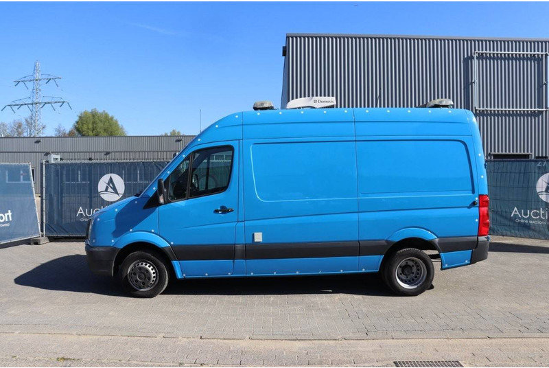 Volkswagen Crafter - Товарен бус: снимка 2 Volkswagen Crafter - Товарен бус: снимка 2
