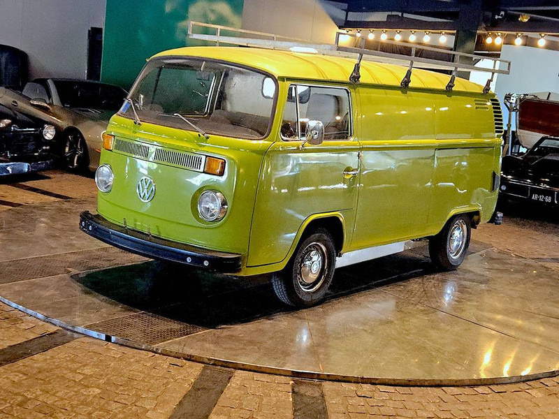 Volkswagen T2 _ 1.6 - Градски автобус: снимка 1 Volkswagen T2 _ 1.6 - Градски автобус: снимка 1