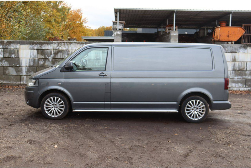 Volkswagen Transporter - Товарен бус: снимка 2 Volkswagen Transporter - Товарен бус: снимка 2