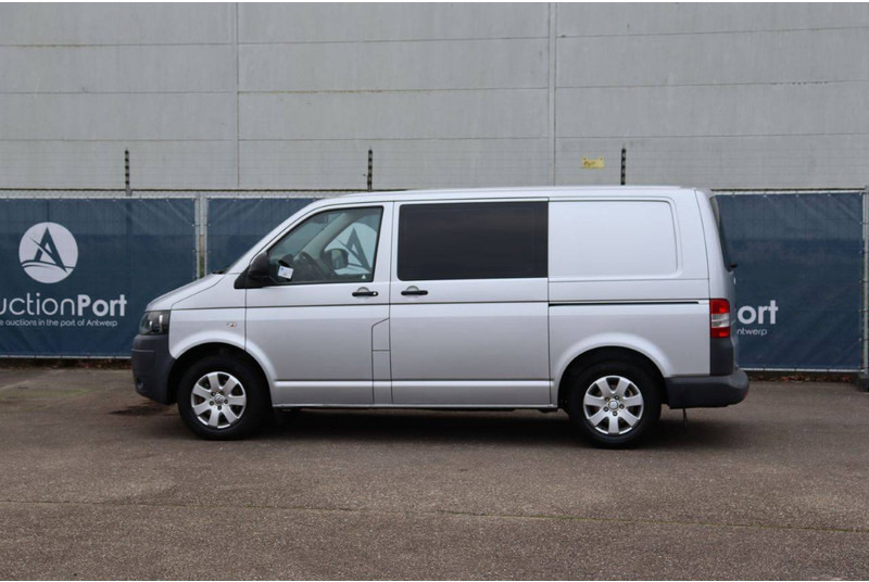 Volkswagen Transporter T5 - Товарен бус: снимка 3 Volkswagen Transporter T5 - Товарен бус: снимка 3