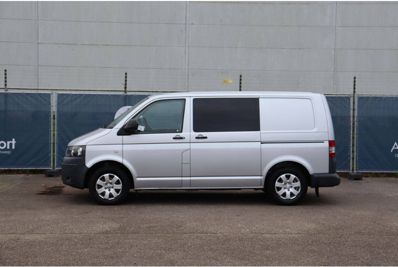 Volkswagen Transporter T5 - Товарен бус: снимка 2 Volkswagen Transporter T5 - Товарен бус: снимка 2