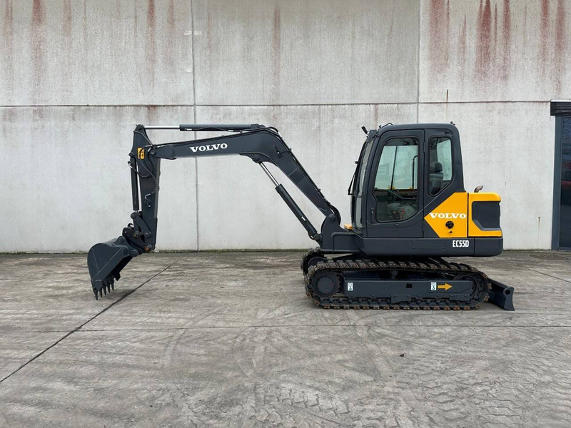 Верижен багер Volvo EC55D: снимка 7