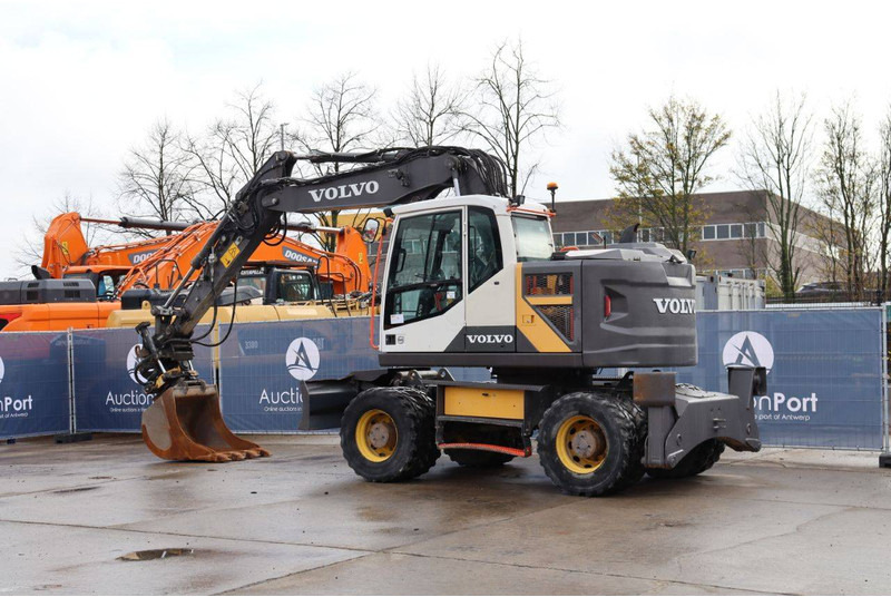 Volvo EWR150E - Колесен багер: снимка 3 Volvo EWR150E - Колесен багер: снимка 3