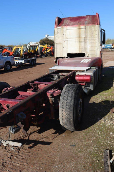 Volvo FH16-520 - Шаси кабина: снимка 5 Volvo FH16-520 - Шаси кабина: снимка 5