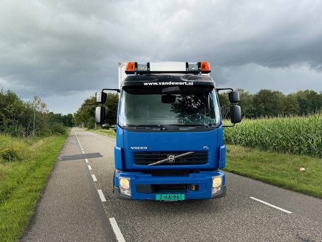 Volvo FL280 - Лекотоварен автомобил фургон: снимка 5 Volvo FL280 - Лекотоварен автомобил фургон: снимка 5