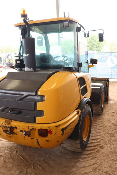 Volvo L25F-P - Колесен товарач: снимка 5 Volvo L25F-P - Колесен товарач: снимка 5