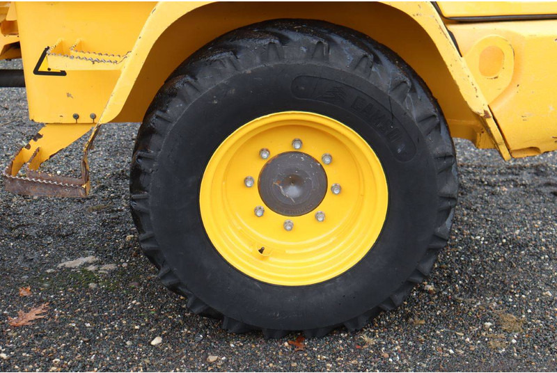 Колесен товарач Volvo L30G: снимка 18