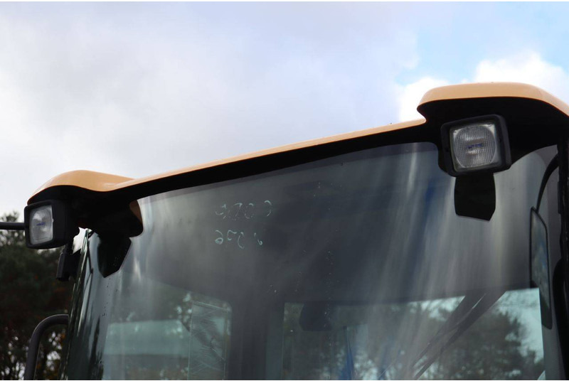 Колесен товарач Volvo L30G: снимка 15