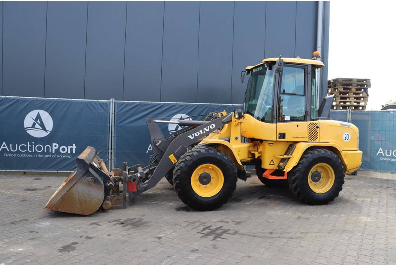 Volvo L35G - Колесен товарач: снимка 1 Volvo L35G - Колесен товарач: снимка 1