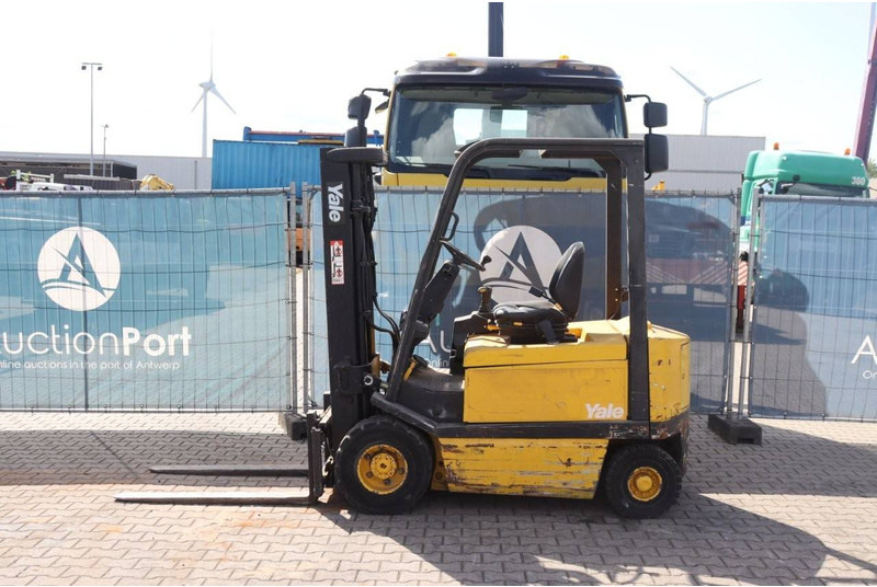Yale ERP25ALF E2145 - Електрокар: снимка 2 Yale ERP25ALF E2145 - Електрокар: снимка 2