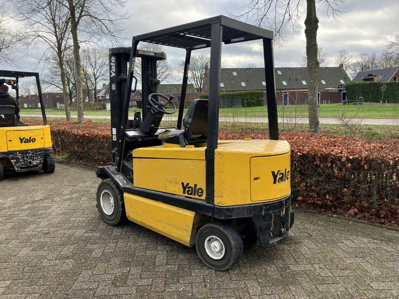 Yale ERP30ALF - Електрокар: снимка 3 Yale ERP30ALF - Електрокар: снимка 3