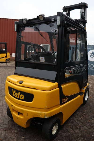 Yale ERP35VL F2945 - Електрокар: снимка 5 Yale ERP35VL F2945 - Електрокар: снимка 5