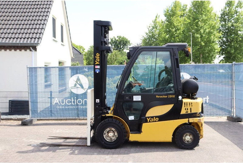 Yale GLP25VX V2770 - Газокар: снимка 2 Yale GLP25VX V2770 - Газокар: снимка 2