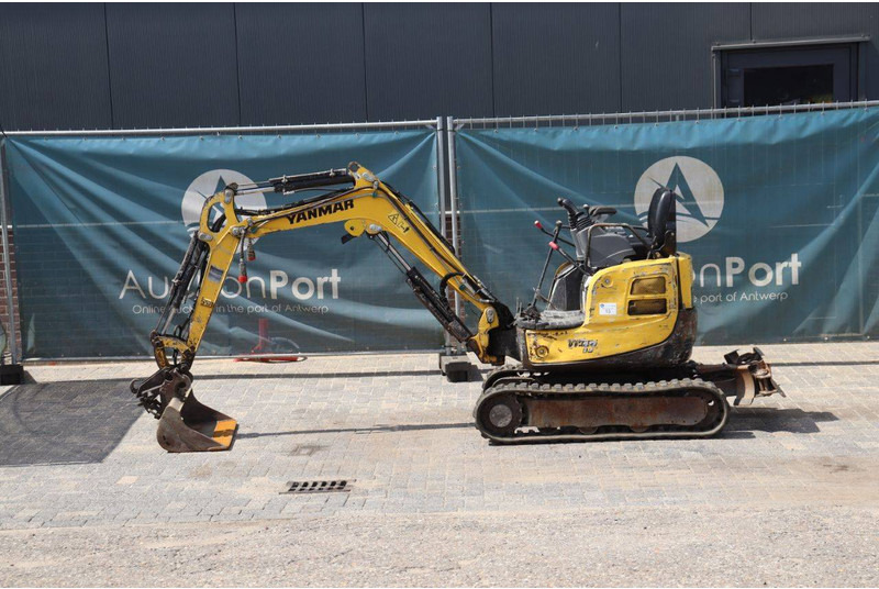Yanmar VIO17 - Мини багер: снимка 2 Yanmar VIO17 - Мини багер: снимка 2