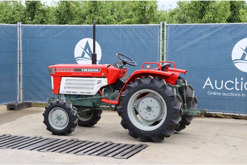 Yanmar YM2210D - Трактор: снимка 3 Yanmar YM2210D - Трактор: снимка 3
