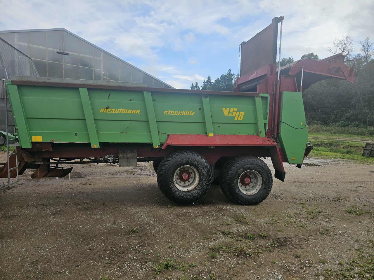 STRAUTMANN VS18 - Разпръсквач за оборски тор: снимка 2 STRAUTMANN VS18 - Разпръсквач за оборски тор: снимка 2