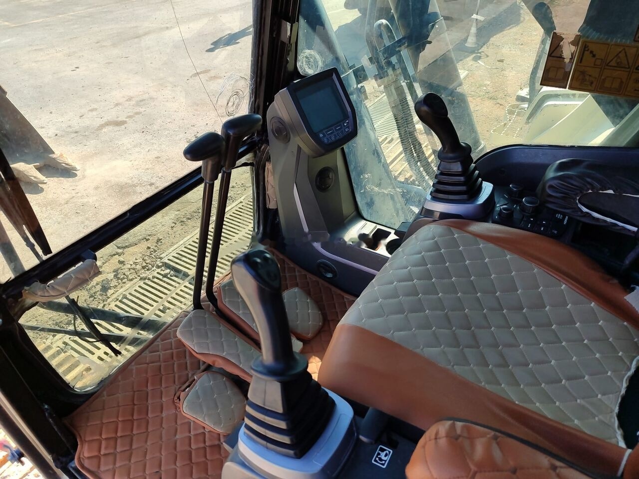 Лизинг на Hidromek 2021 HIDROMEK HMK 370LC PALETTE EXCAVATOR Hidromek 2021 HIDROMEK HMK 370LC PALETTE EXCAVATOR: снимка 15