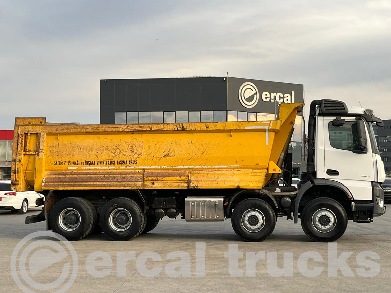 MERCEDES-BENZ 2017 AROCS 4142 MANUAL AC- 8X4 EURO 6-HARDOX TIPPER - Самосвал камион: снимка 4 MERCEDES-BENZ 2017 AROCS 4142 MANUAL AC- 8X4 EURO 6-HARDOX TIPPER - Самосвал камион: снимка 4