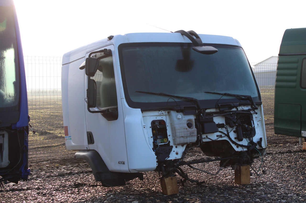 CABINA RENAULT PREMIUM SLEEPER CAB L2H1 - Кабина за Камион: снимка 3 CABINA RENAULT PREMIUM SLEEPER CAB L2H1 - Кабина за Камион: снимка 3
