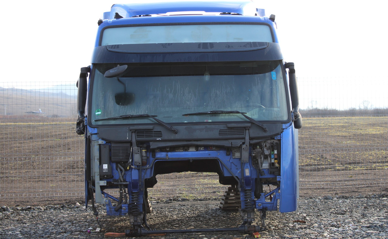 CABINA VOLVO FH13 GLOBETROTTER L2H2 - Кабина за Камион: снимка 1 CABINA VOLVO FH13 GLOBETROTTER L2H2 - Кабина за Камион: снимка 1