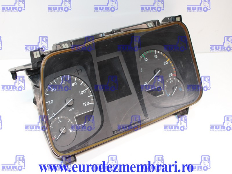 ELEMENT BORD CEAS BORD MERCEDES ACTROS MP4 A0094460421, A0084466121 - Кабина и интериор за Камион: снимка 2 ELEMENT BORD CEAS BORD MERCEDES ACTROS MP4 A0094460421, A0084466121 - Кабина и интериор за Камион: снимка 2