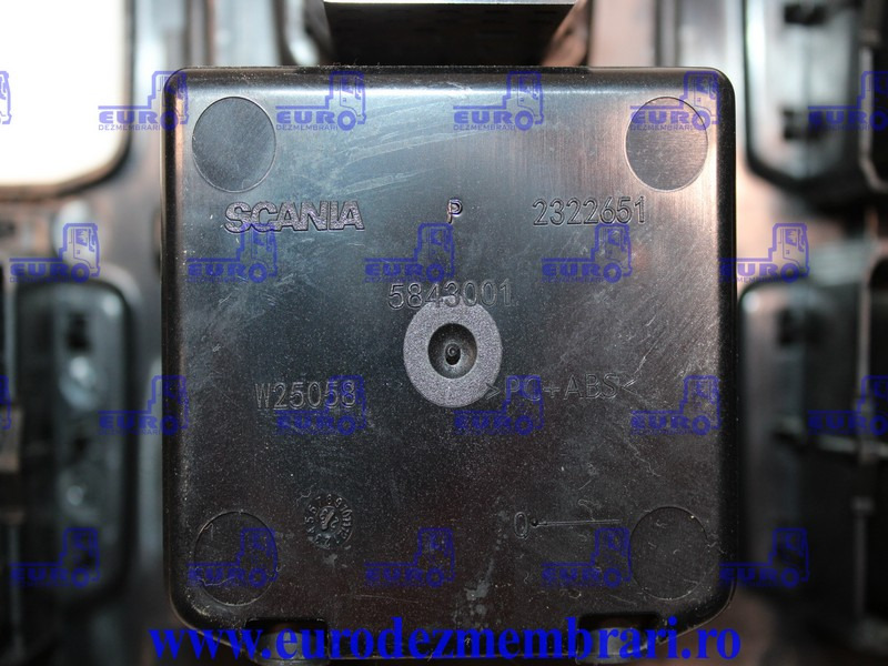 ELEMENT BORD SCANIA SUPER 2886456, 2322651, 2084604, 2258466, 2184906 - Кабина и интериор за Камион: снимка 4 ELEMENT BORD SCANIA SUPER 2886456, 2322651, 2084604, 2258466, 2184906 - Кабина и интериор за Камион: снимка 4