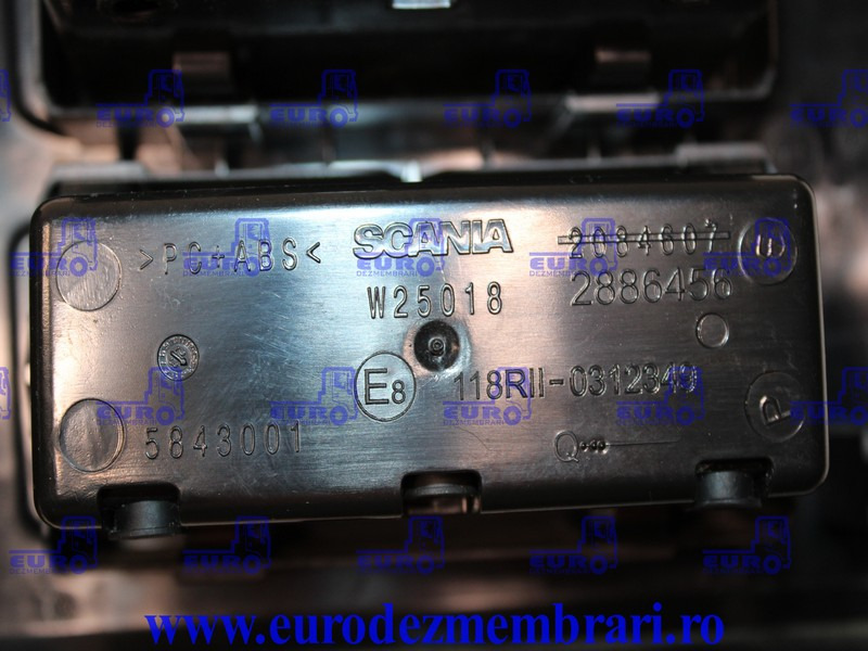 ELEMENT BORD SCANIA SUPER 2886456, 2322651, 2084604, 2258466, 2184906 - Кабина и интериор за Камион: снимка 3 ELEMENT BORD SCANIA SUPER 2886456, 2322651, 2084604, 2258466, 2184906 - Кабина и интериор за Камион: снимка 3