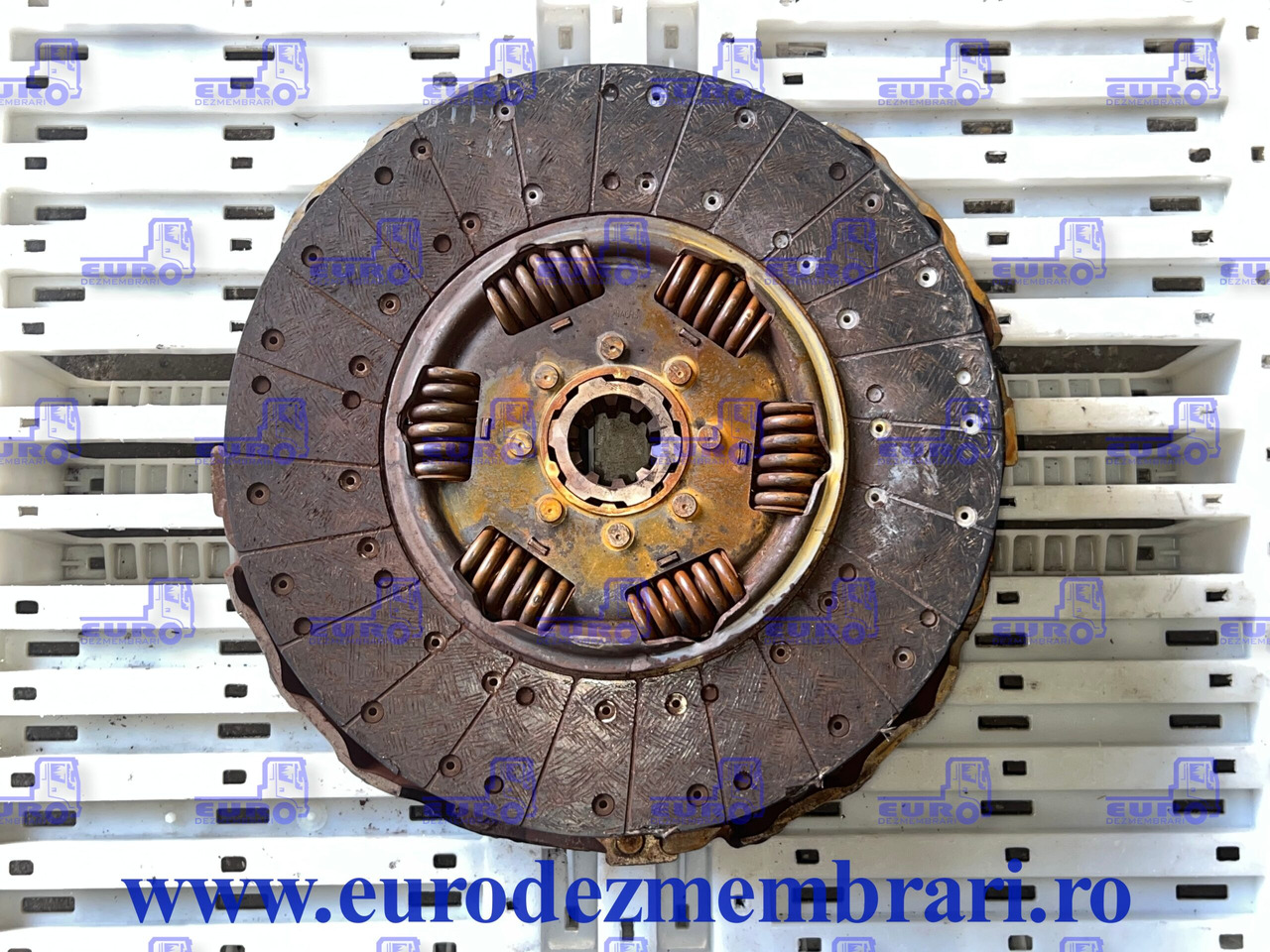 KIT AMBREIAJ MAN D3876 TRAXON 81.30305.0260, 81.30301.0745, 51.02301.6111 - Съединител и части за Камион: снимка 3 KIT AMBREIAJ MAN D3876 TRAXON 81.30305.0260, 81.30301.0745, 51.02301.6111 - Съединител и части за Камион: снимка 3