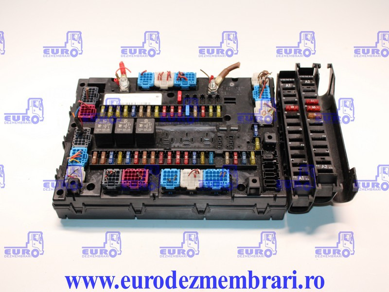 TABLOU SIGURANTE MERCEDES ACTROS MP4 SAM CABIN A0014462658, A0014466858 - Предпазител за Камион: снимка 1 TABLOU SIGURANTE MERCEDES ACTROS MP4 SAM CABIN A0014462658, A0014466858 - Предпазител за Камион: снимка 1