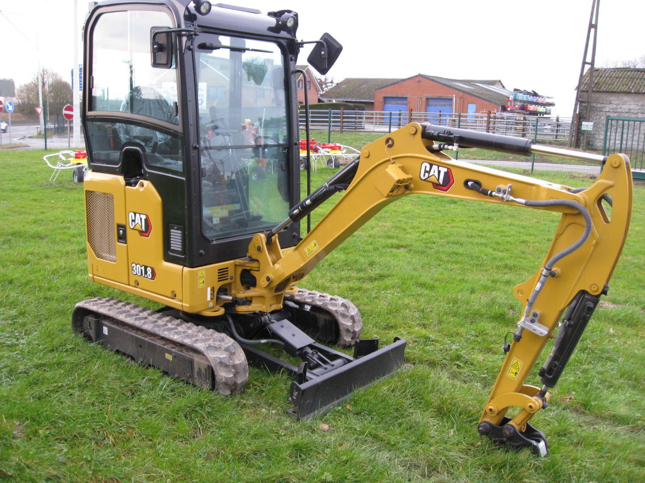Caterpillar 301.8 - Мини багер: снимка 1 Caterpillar 301.8 - Мини багер: снимка 1