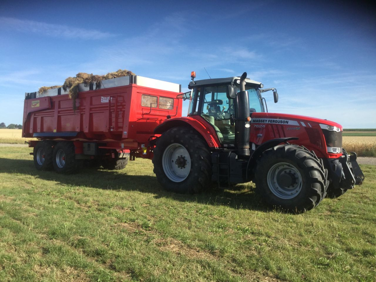 Massey Ferguson 7624 DYNA VT - Трактор: снимка 2 Massey Ferguson 7624 DYNA VT - Трактор: снимка 2