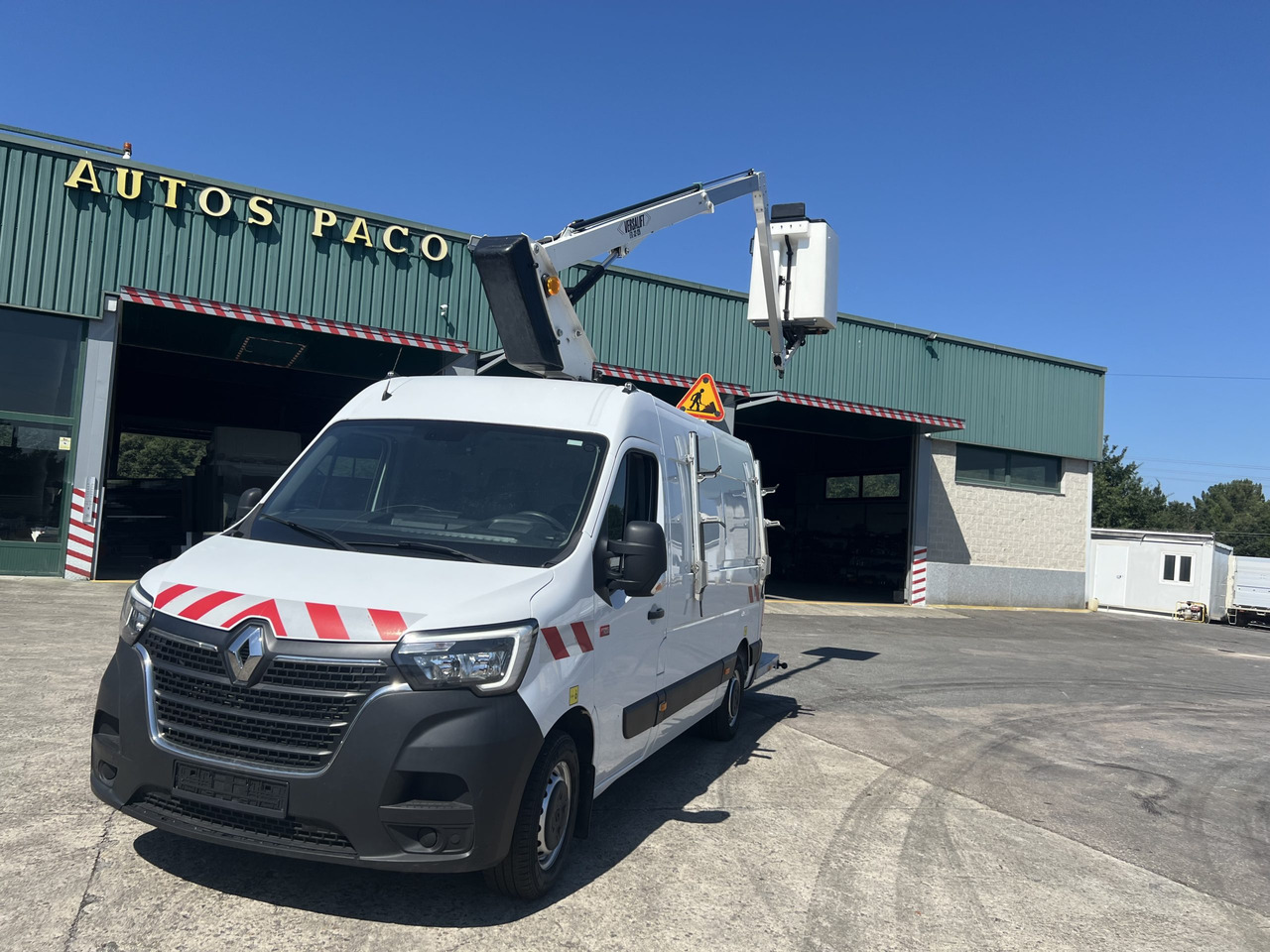 FURGON CON CESTA RENAULT MASTER - Автовишка: снимка 2 FURGON CON CESTA RENAULT MASTER - Автовишка: снимка 2