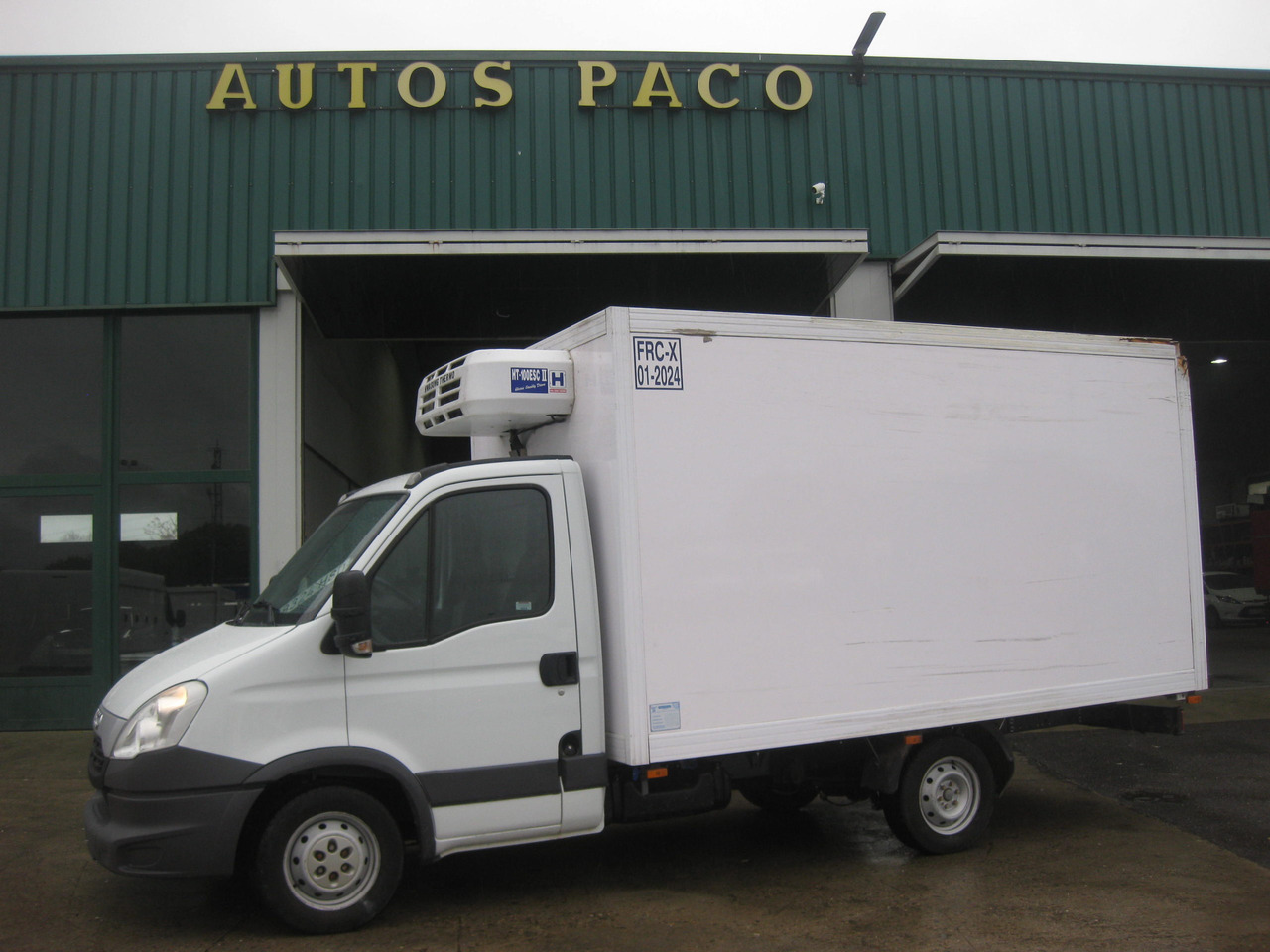 IVECO FRIGORIFICO - Хладилен бус: снимка 1 IVECO FRIGORIFICO - Хладилен бус: снимка 1