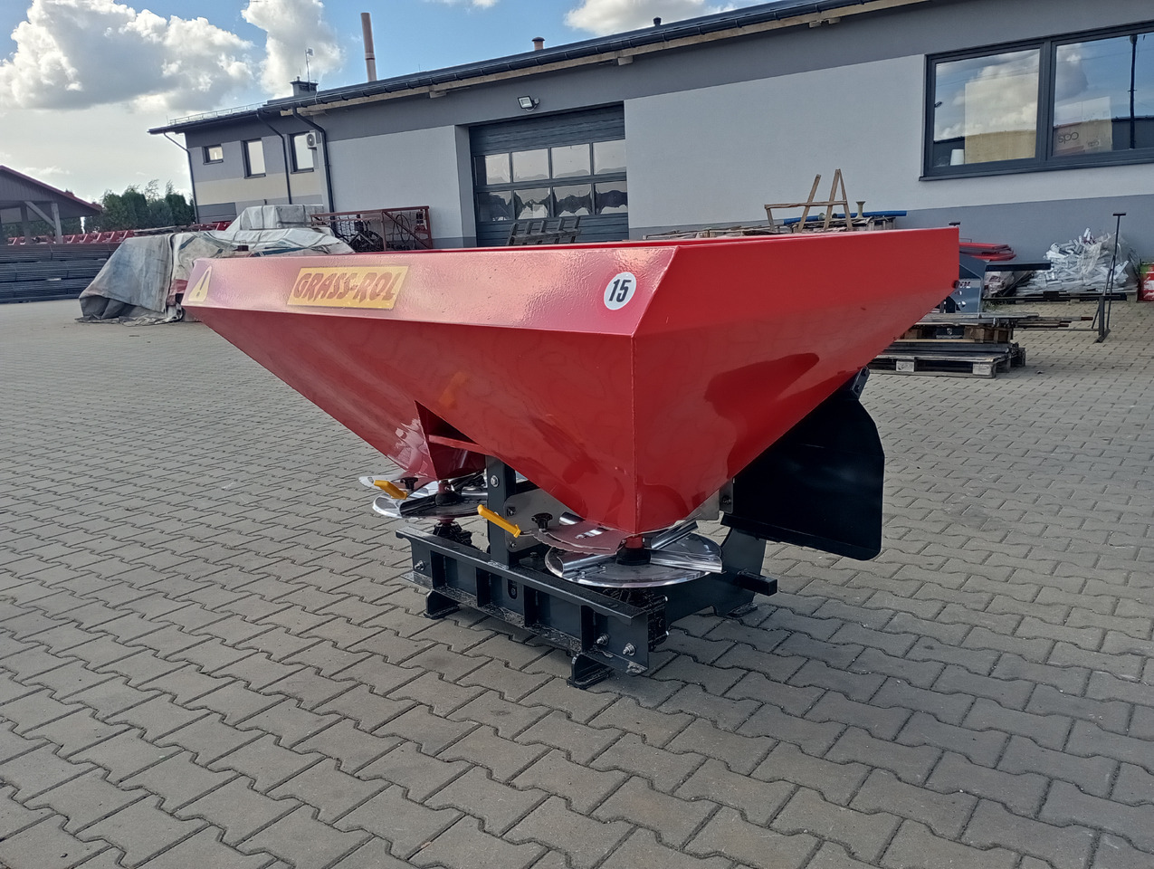 Grass Rol Rozsiewacz nawozów Junior 1200 l/ Düngerstreuer 1200l/ Fertilizer spreader 1200 - Тороразпръсквачка: снимка 3 Grass Rol Rozsiewacz nawozów Junior 1200 l/ Düngerstreuer 1200l/ Fertilizer spreader 1200 - Тороразпръсквачка: снимка 3