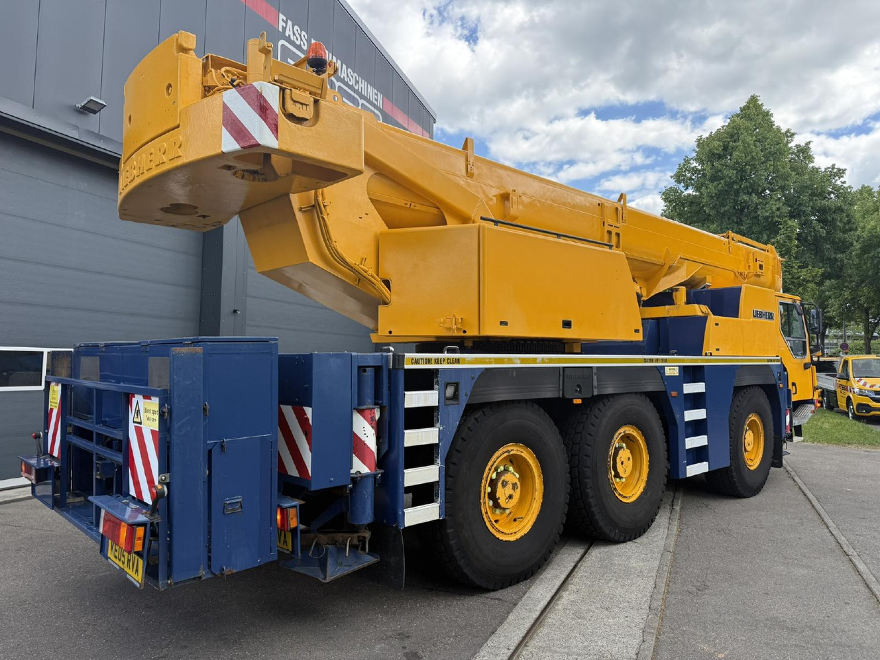 Liebherr LTM 1055-3.1 (05 - 055 855) | 6 x 6 - Автокран: снимка 3 Liebherr LTM 1055-3.1 (05 - 055 855) | 6 x 6 - Автокран: снимка 3