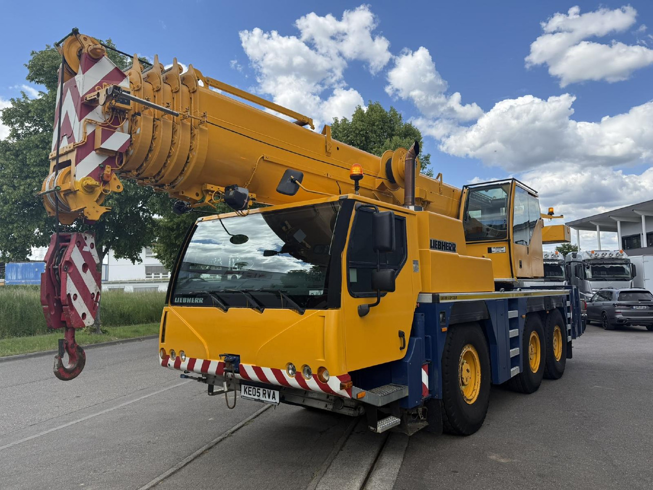 Liebherr LTM 1055-3.1 (05 - 055 855) | 6 x 6 - Автокран: снимка 2 Liebherr LTM 1055-3.1 (05 - 055 855) | 6 x 6 - Автокран: снимка 2