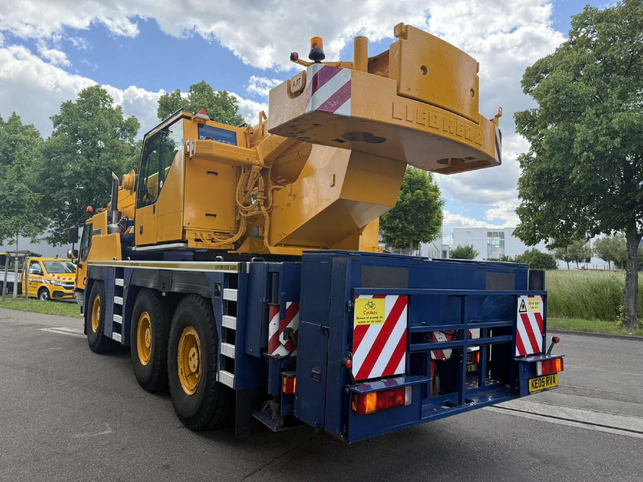 Liebherr LTM 1055-3.1 (05 - 055 855) | 6 x 6 - Автокран: снимка 4 Liebherr LTM 1055-3.1 (05 - 055 855) | 6 x 6 - Автокран: снимка 4