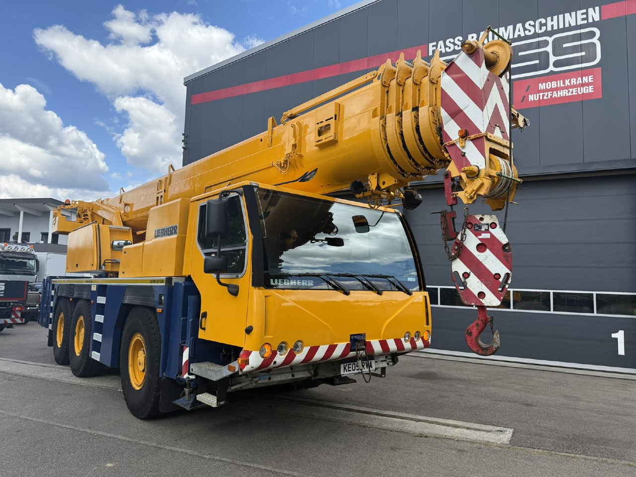 Liebherr LTM 1055-3.1 (05 - 055 855) | 6 x 6 - Автокран: снимка 1 Liebherr LTM 1055-3.1 (05 - 055 855) | 6 x 6 - Автокран: снимка 1