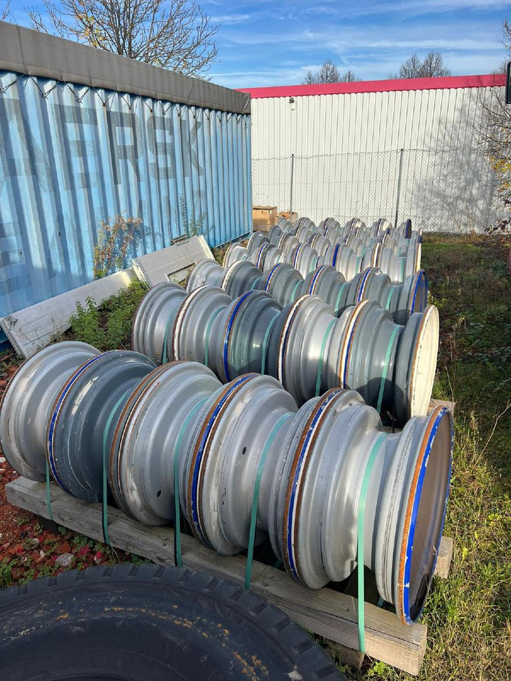 Liebherr Zubehör = Stahlfelgen für LTM Mobilkräne ab Baujahr 2016 - Typ 25-11.00/1,7 - Автокран: снимка 3 Liebherr Zubehör = Stahlfelgen für LTM Mobilkräne ab Baujahr 2016 - Typ 25-11.00/1,7 - Автокран: снимка 3