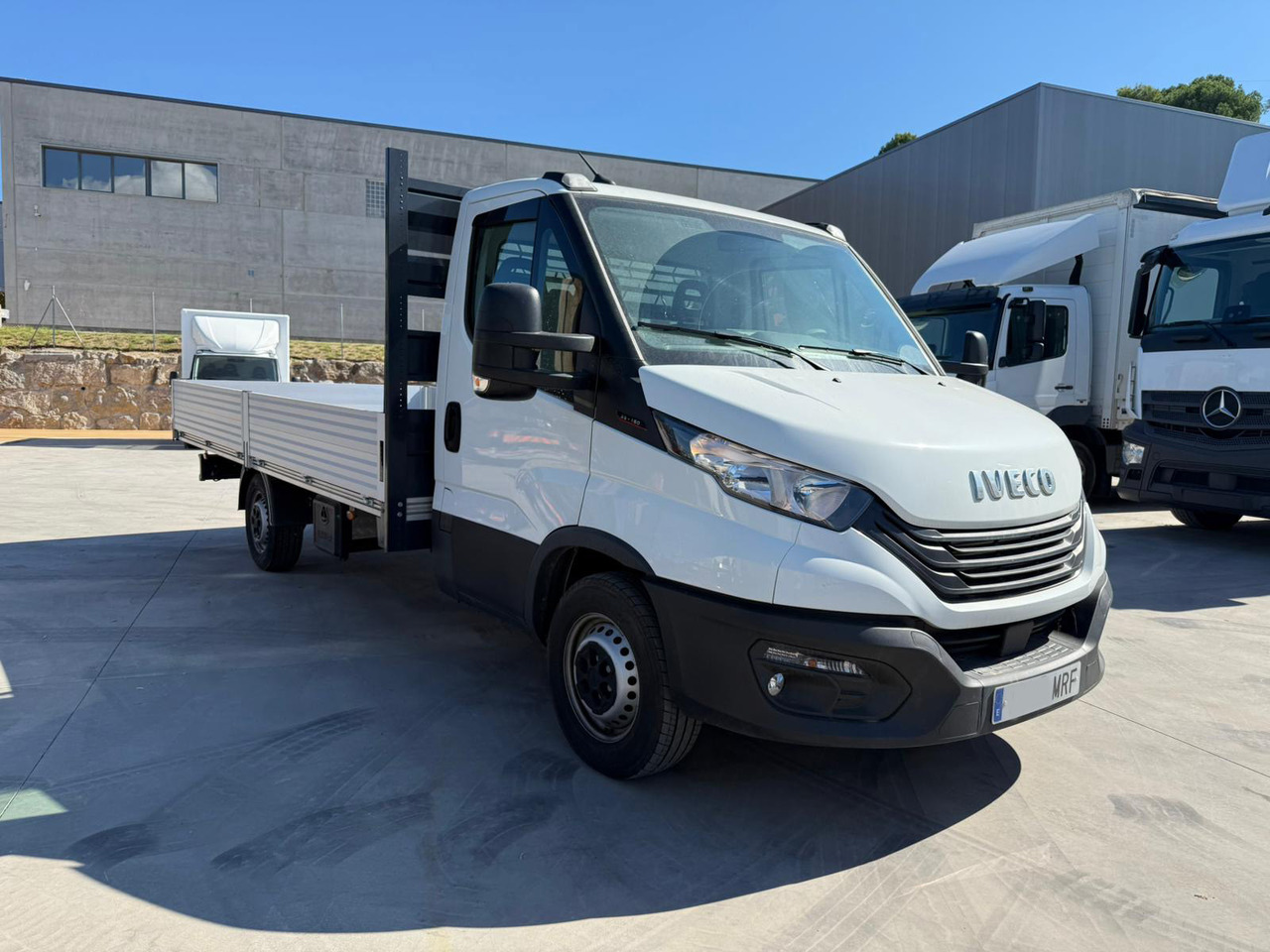 IVECO 35S16 Daily E6 (Open Box) - Друга техника: снимка 2 IVECO 35S16 Daily E6 (Open Box) - Друга техника: снимка 2