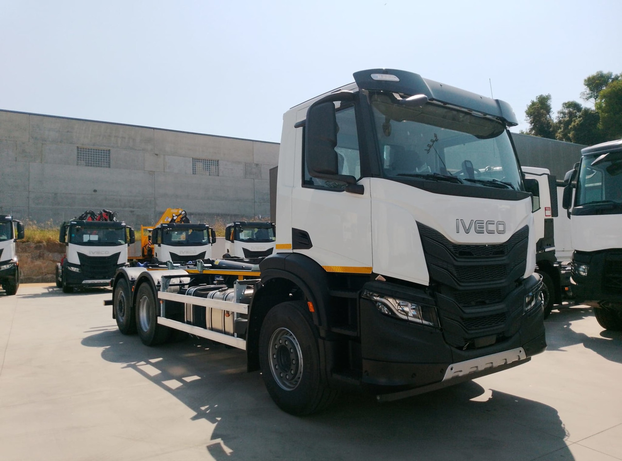 IVECO AD280X40 YPS ON X-WAY E6 (Hook Equipment) - Мултилифт с кука камион: снимка 3 IVECO AD280X40 YPS ON X-WAY E6 (Hook Equipment) - Мултилифт с кука камион: снимка 3