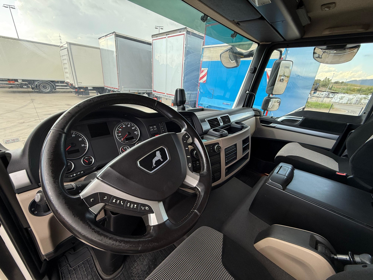 MAN 12.220 BL TGL E6 (Van) - Камион фургон: снимка 5 MAN 12.220 BL TGL E6 (Van) - Камион фургон: снимка 5