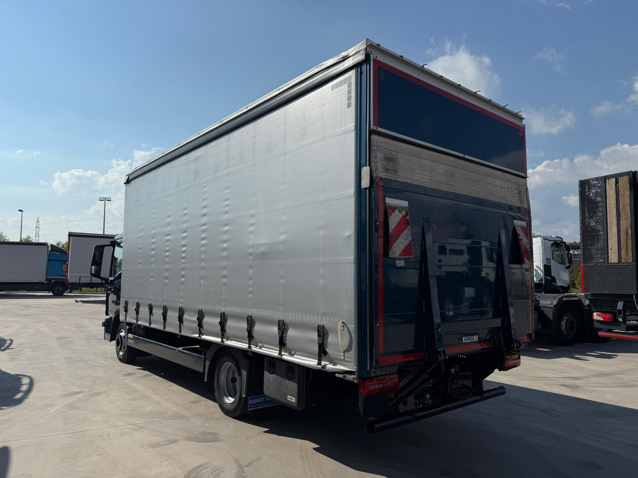 MAN 8.190 BL TGL E6 (Tauliner) - Камион с брезент: снимка 4 MAN 8.190 BL TGL E6 (Tauliner) - Камион с брезент: снимка 4