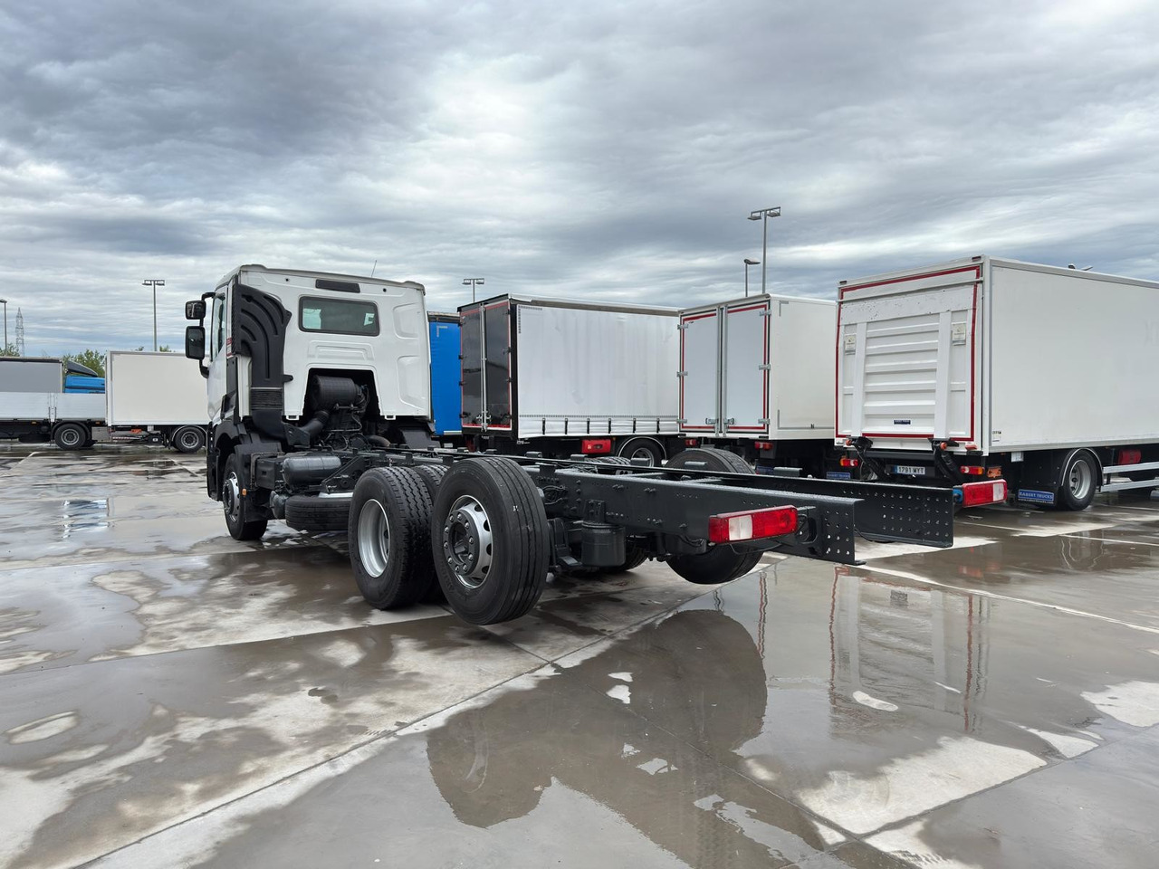 RENAULT C380.26 E6 (Chassis) - Шаси кабина: снимка 3 RENAULT C380.26 E6 (Chassis) - Шаси кабина: снимка 3