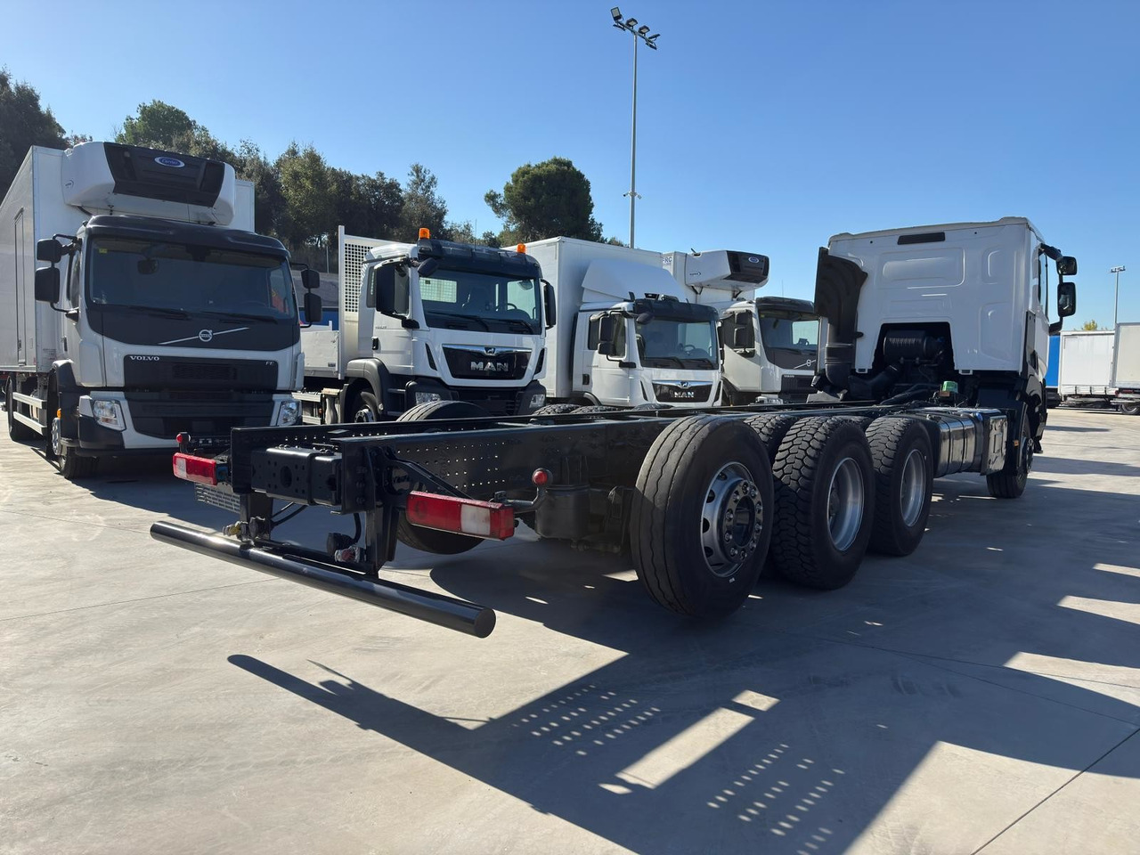 RENAULT C460 E6 (Chassis) - Шаси кабина: снимка 3 RENAULT C460 E6 (Chassis) - Шаси кабина: снимка 3